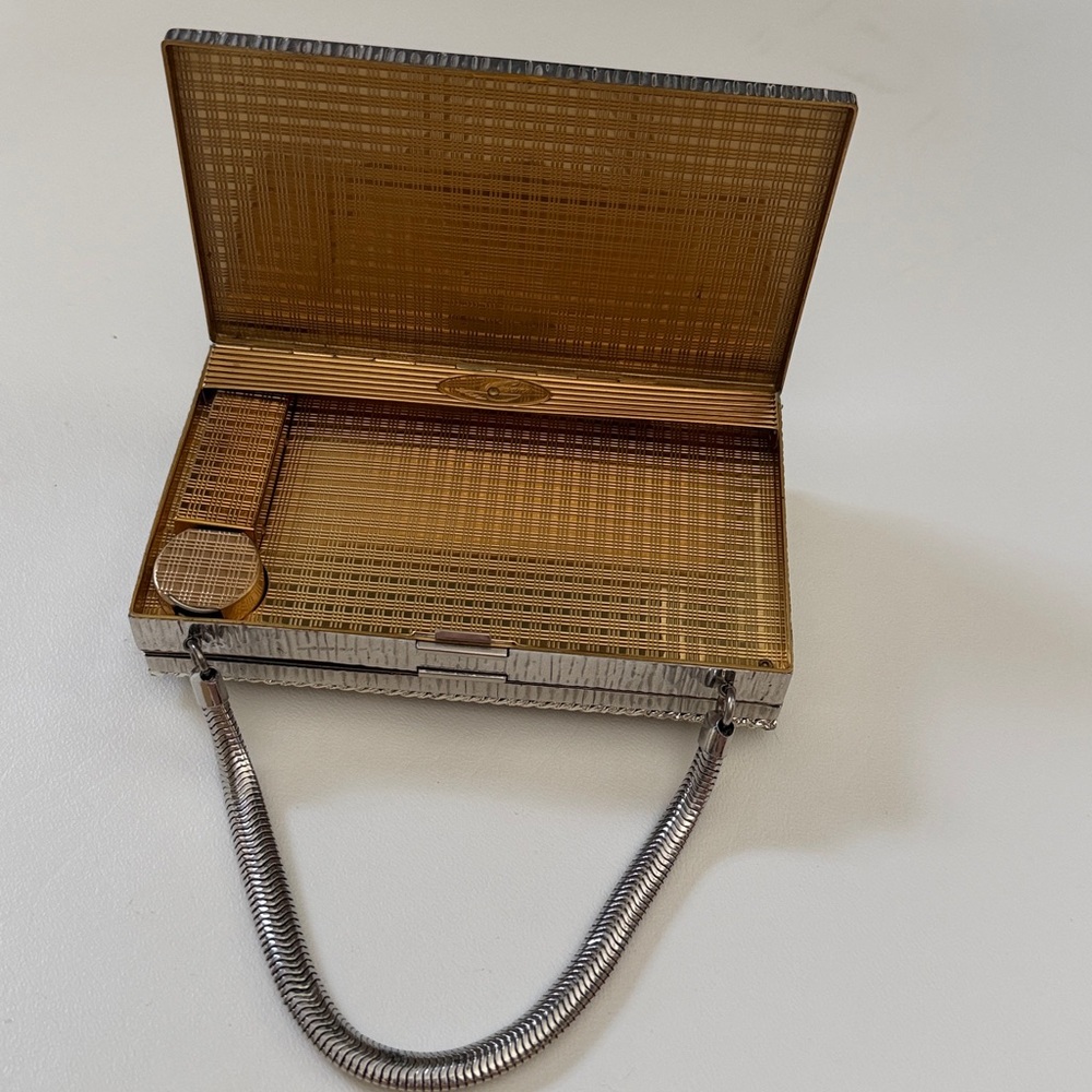 Vintage Double Sided Evan’s Metal Cosmetic Compact Clutch - excellent condition - Picture 6 of 8